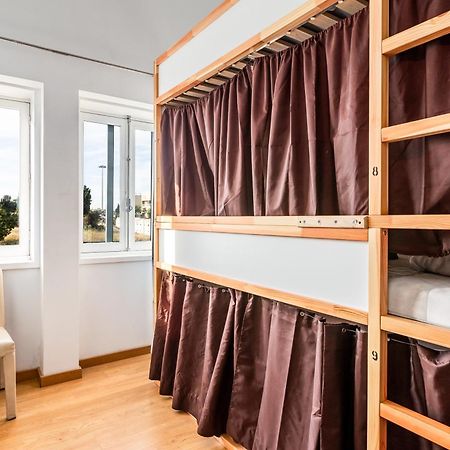 C&F Hostel Порту Экстерьер фото