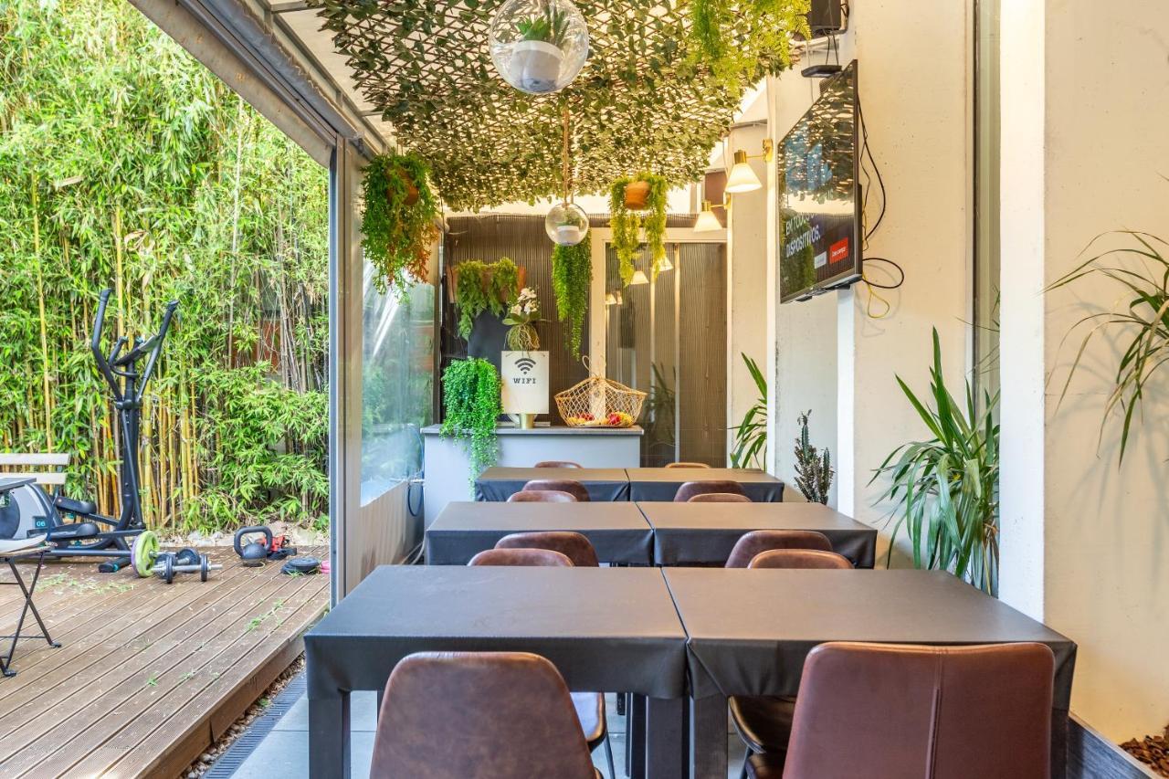 C&F Hostel Порту Экстерьер фото